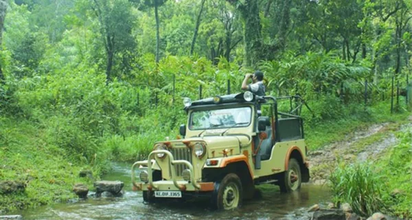 Gavi Eco-Tourism (40 Km)